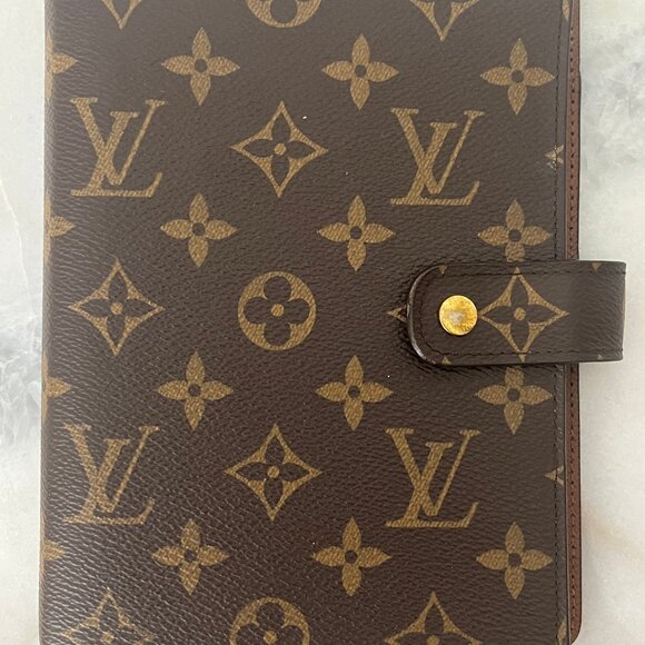LOUIS VUITTON Brown Monogram Ring Agenda Cover Medium Gold-Tone Hardware - Picture 3 of 14
